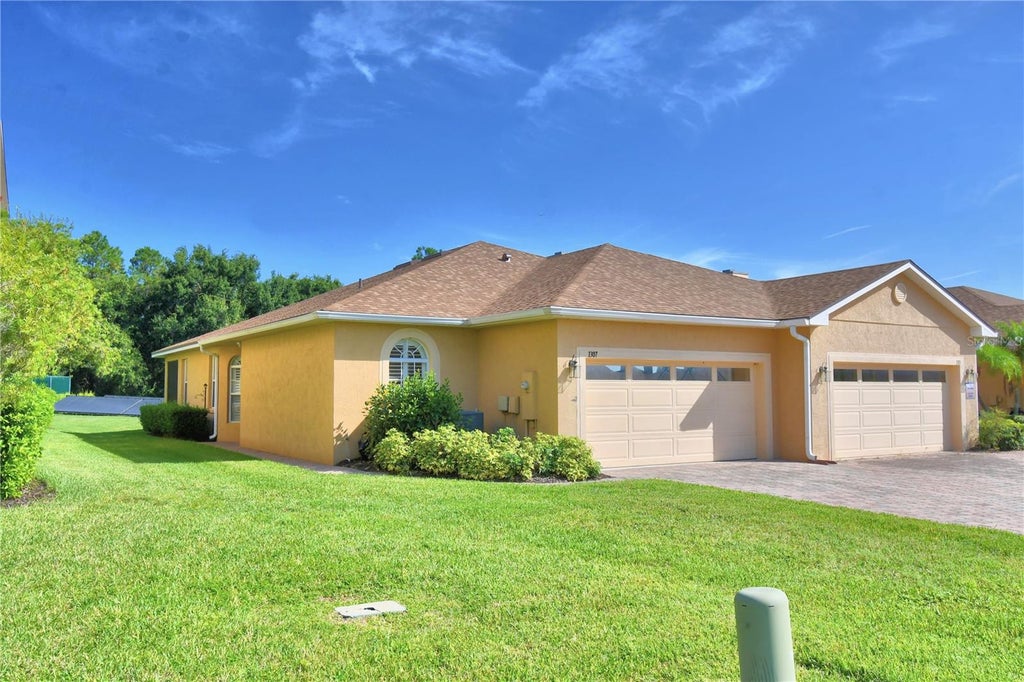 Photo of 1307 Innsbruck Ct, Winter Haven, FL 33884 (MLS # P4939570)