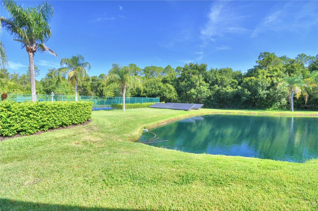 Photo of 1307 Innsbruck Ct, Winter Haven, FL 33884 (MLS # P4939570)