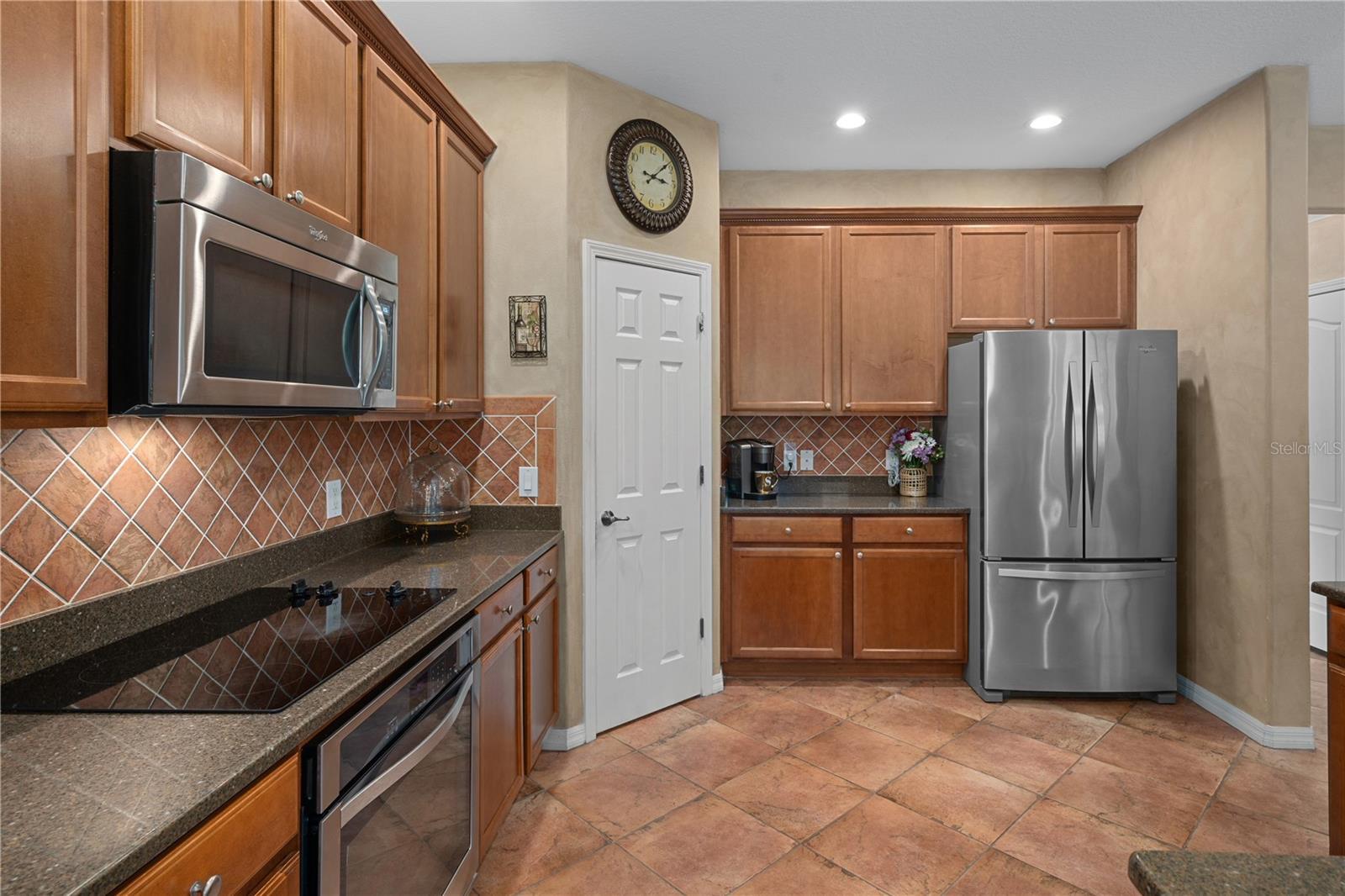 SUNCOAST LAKES - Residential