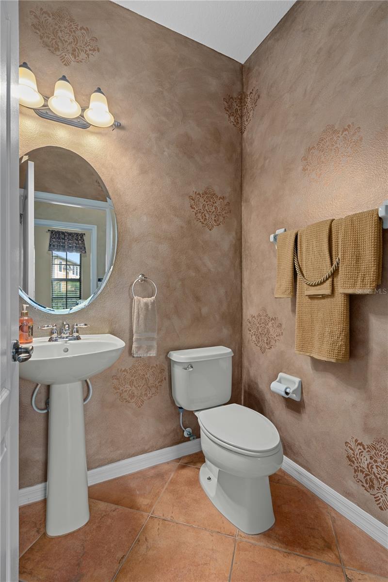 SUNCOAST LAKES - Residential