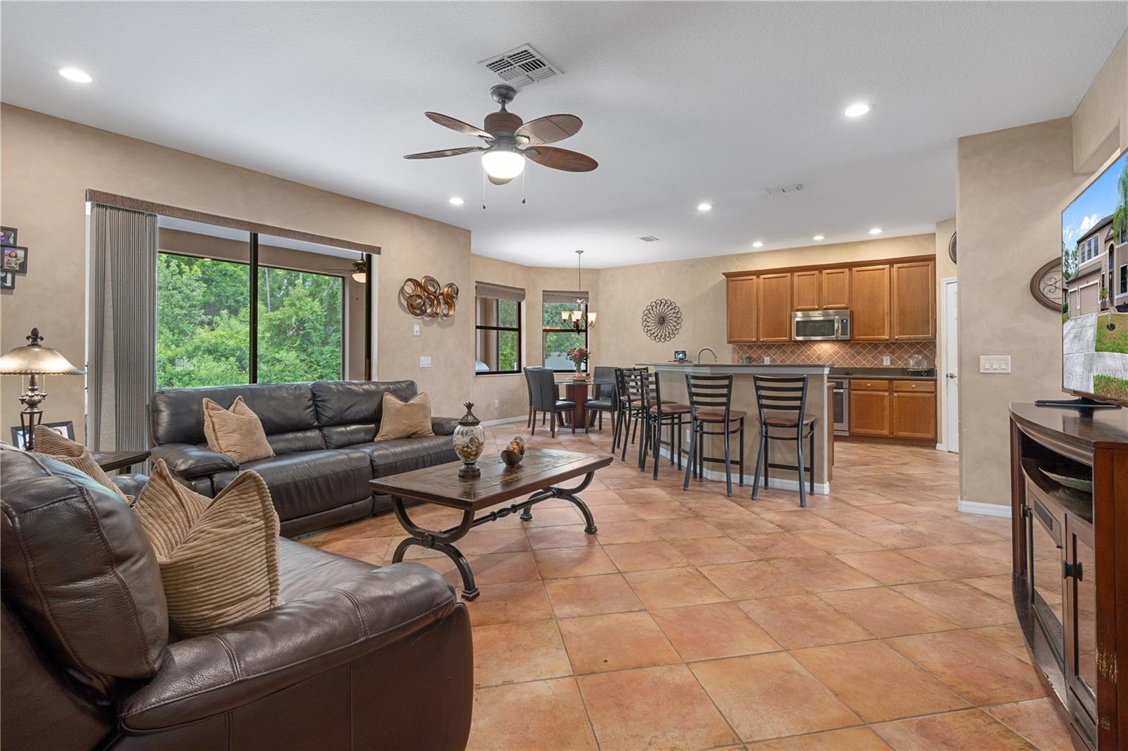 SUNCOAST LAKES - Residential