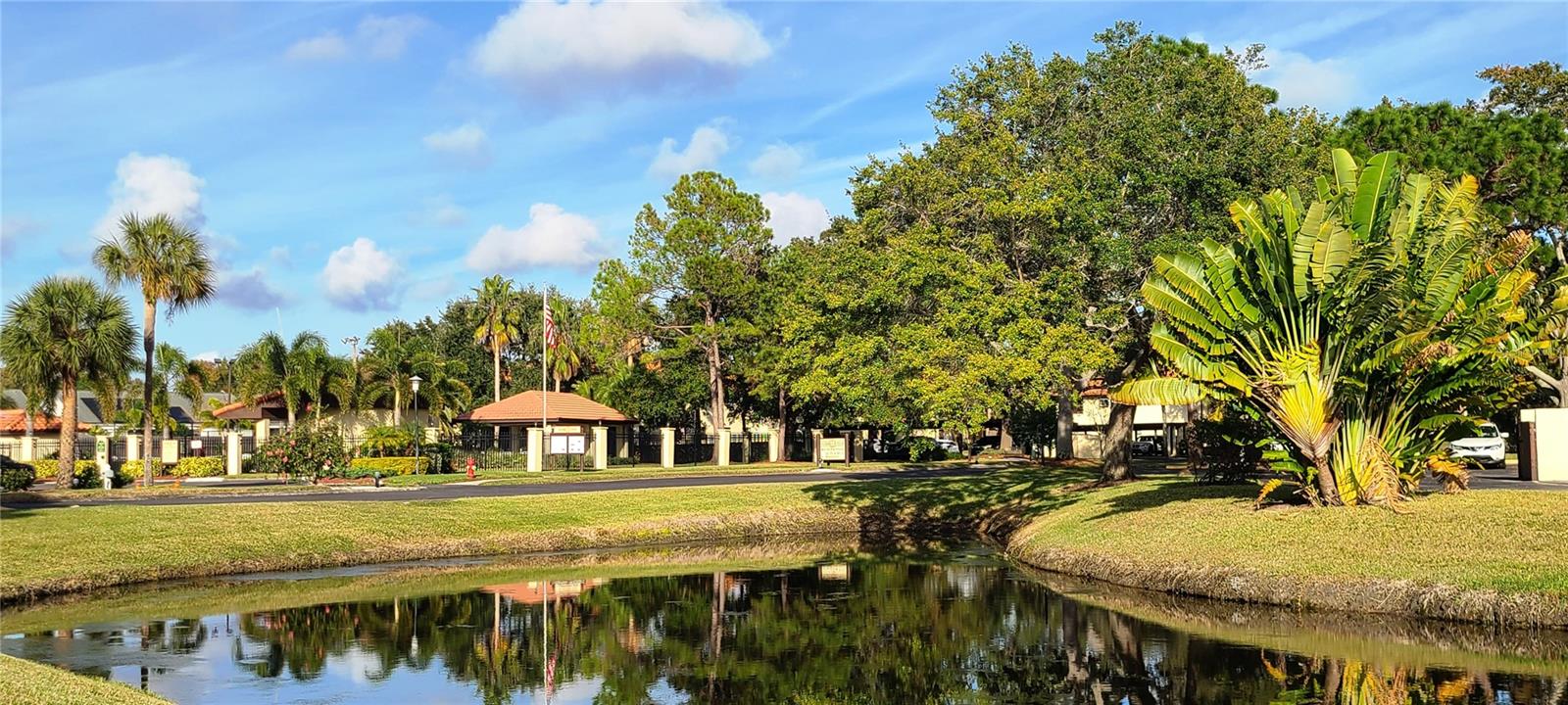 HAMMOCK PINE VILLAGE - Residential