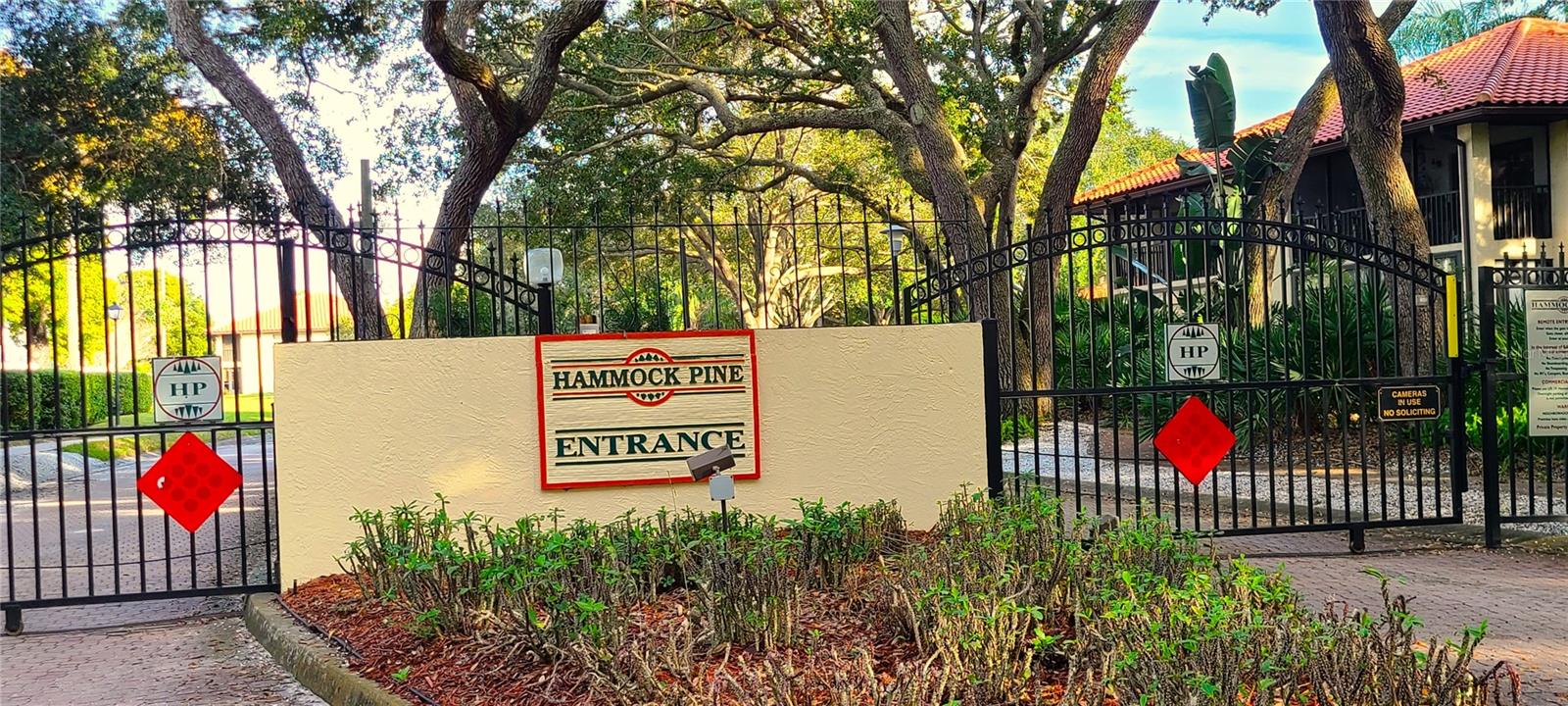 HAMMOCK PINE VILLAGE - Residential