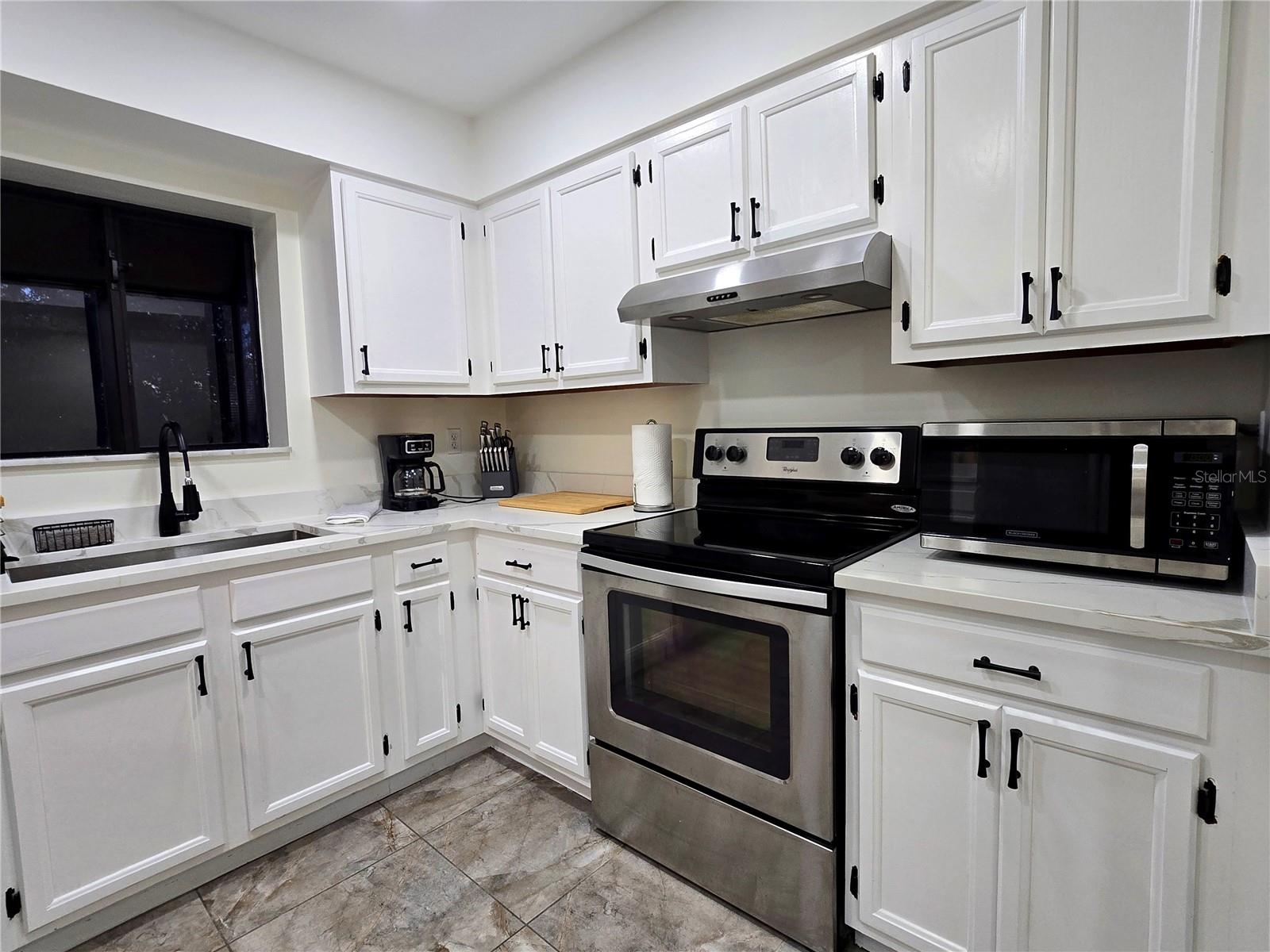 HAMMOCK PINE VILLAGE - Residential