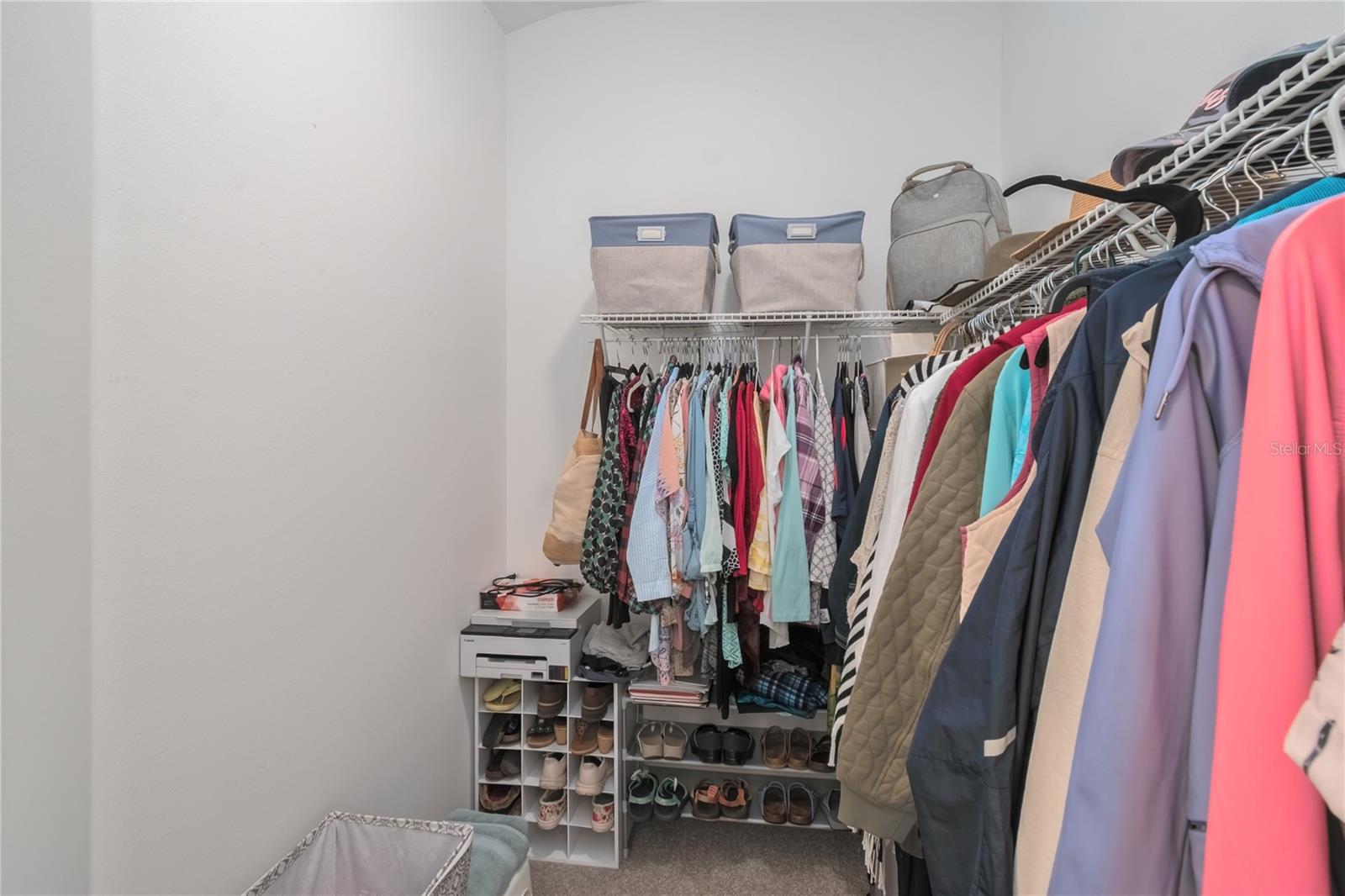 ASHTON WOODS - Residential