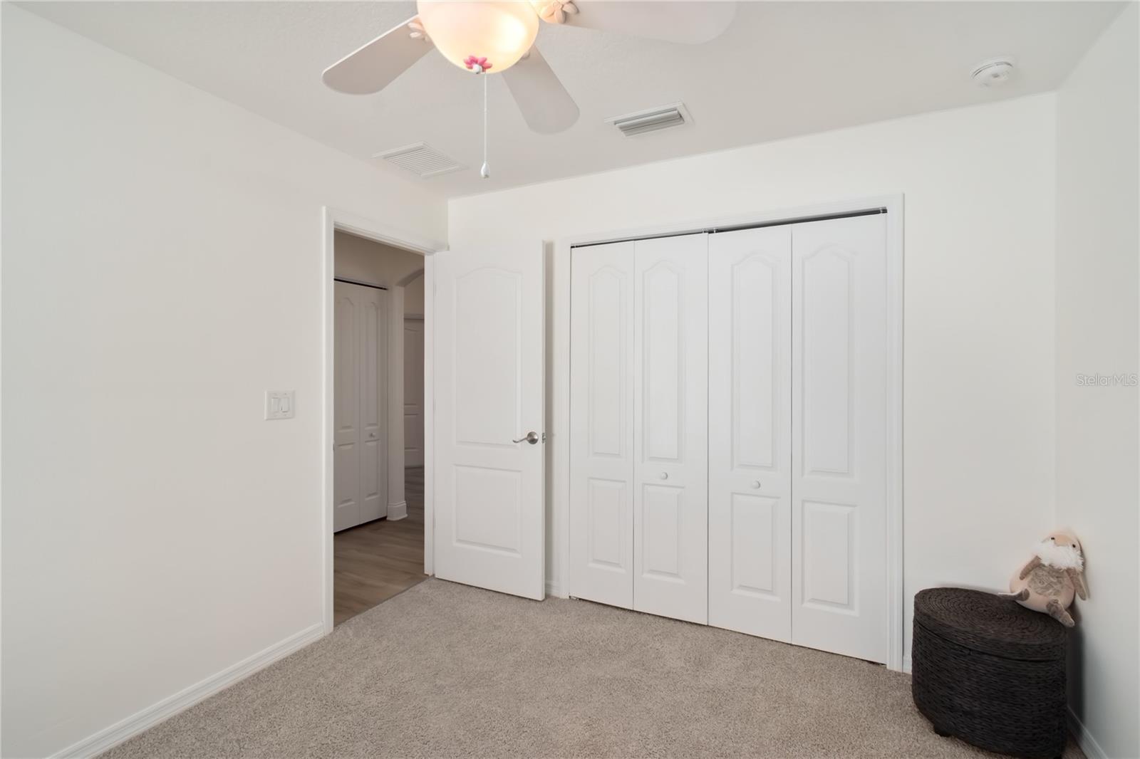 ASHTON WOODS - Residential