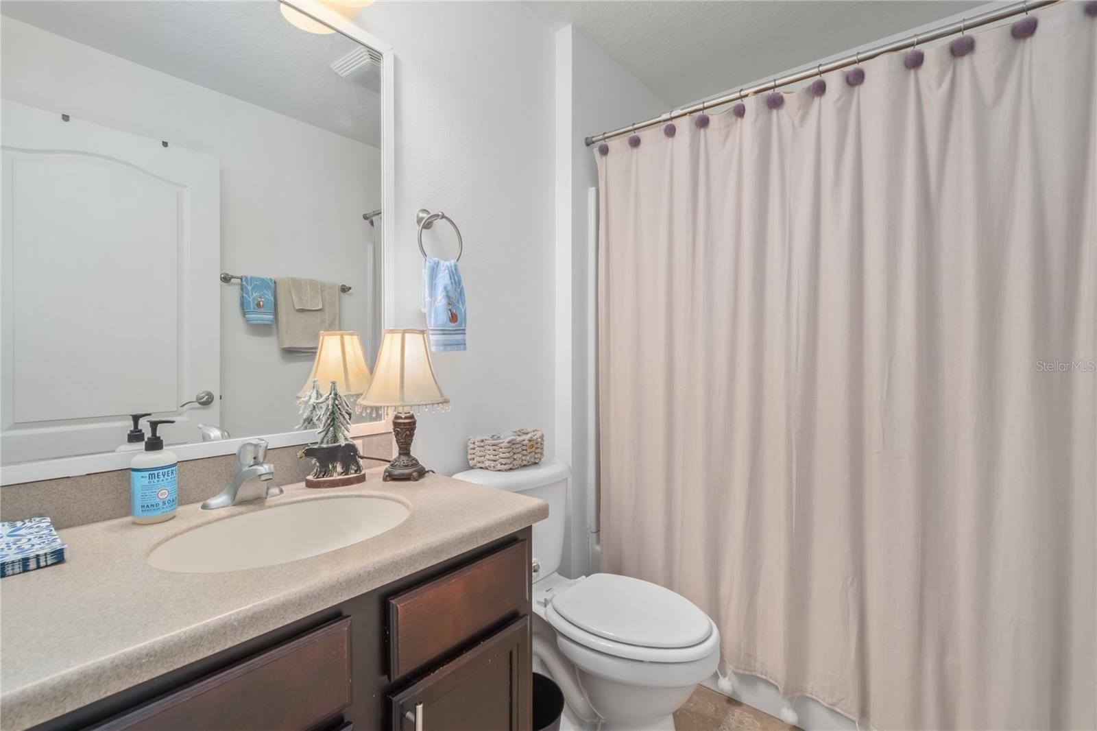 ASHTON WOODS - Residential