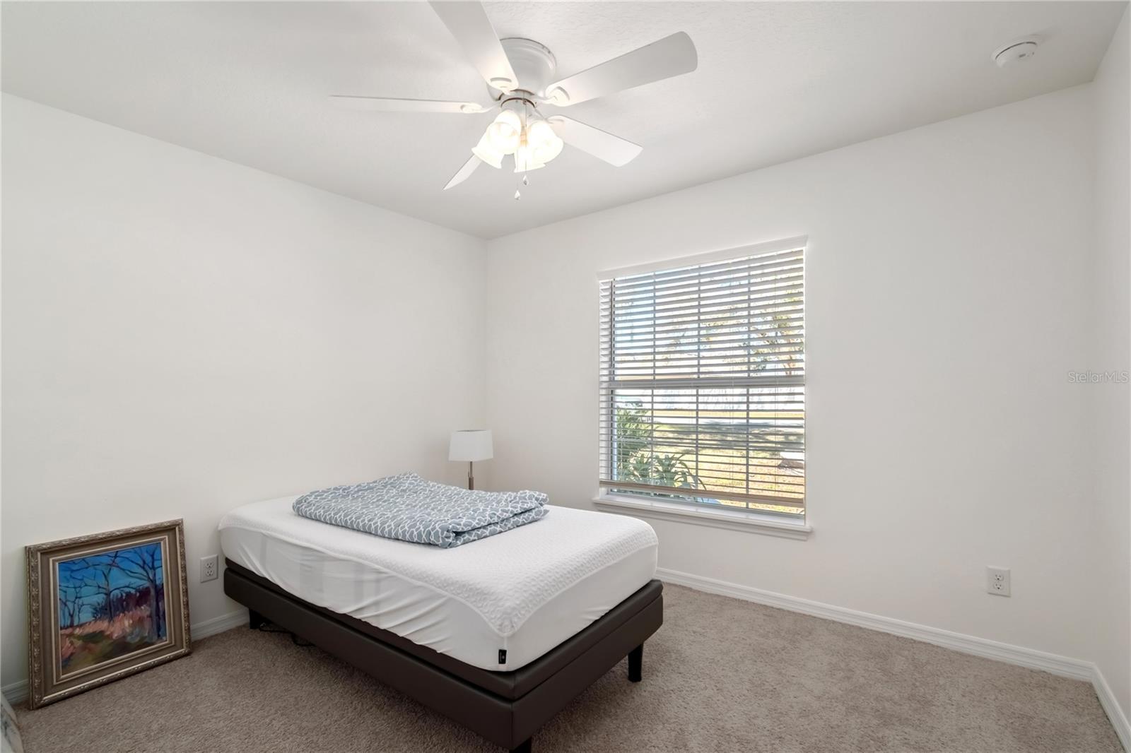 ASHTON WOODS - Residential