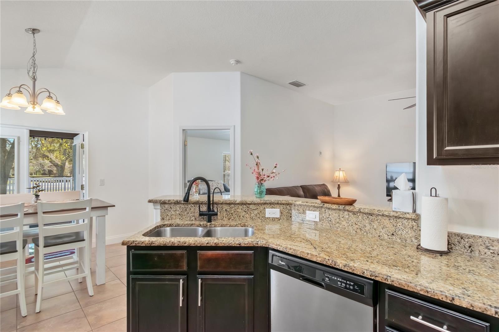 ASHTON WOODS - Residential