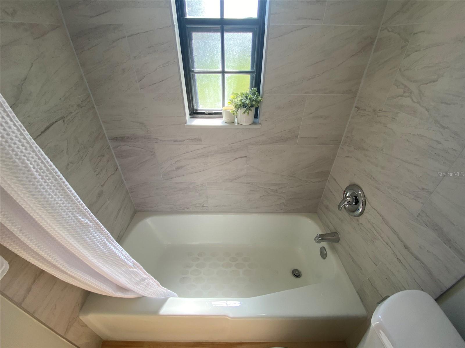 SABAL PALM GARDENS PH III - Residential