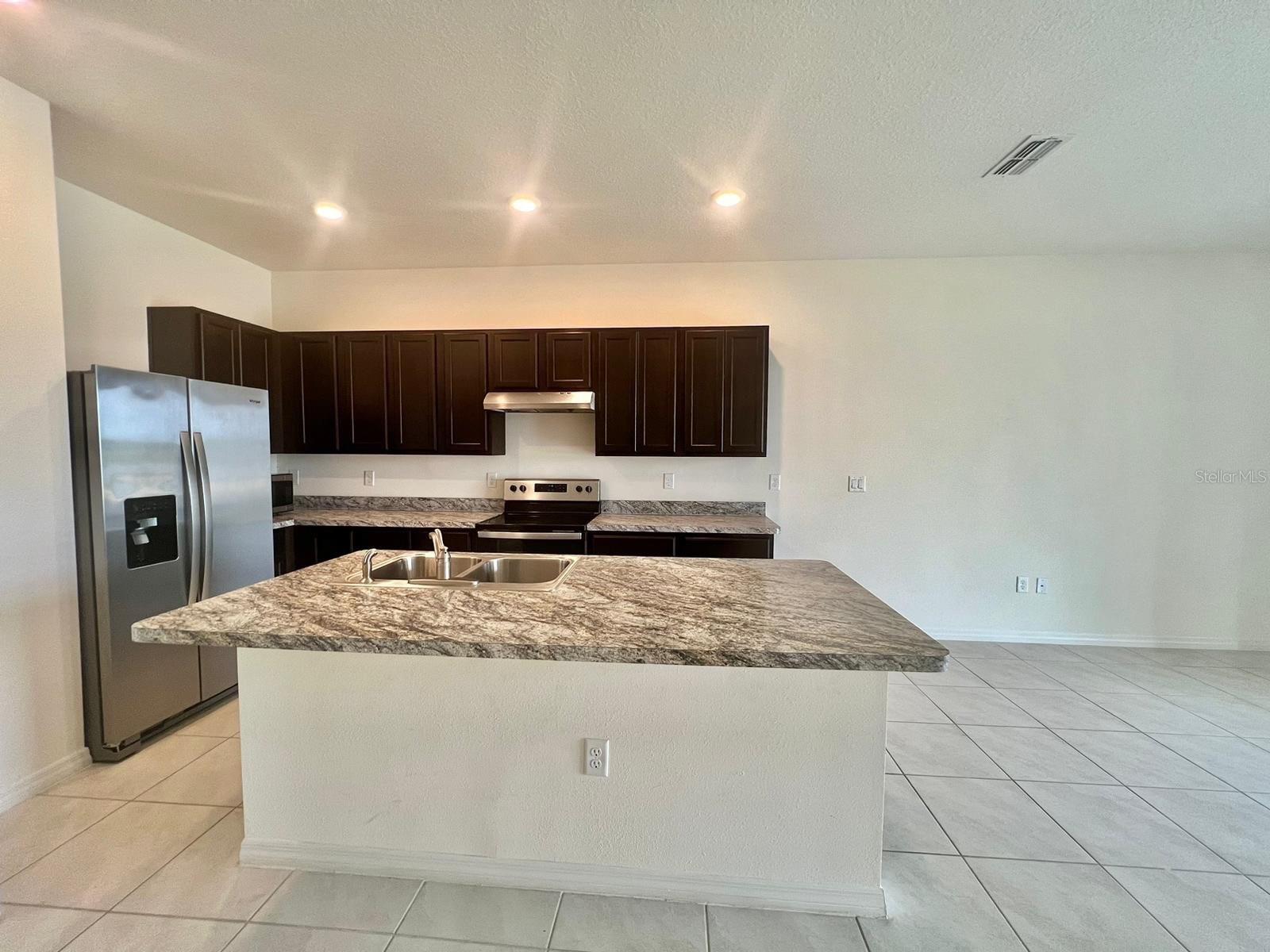 1045 BLUE JAY DRIVE
