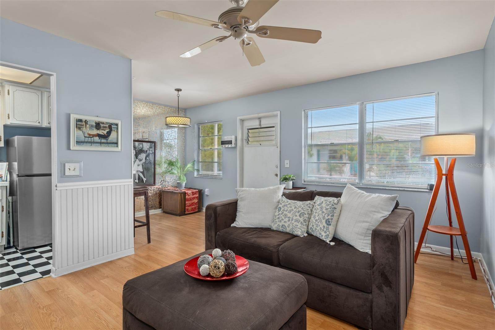 TOWN APTS CONDO - Residential