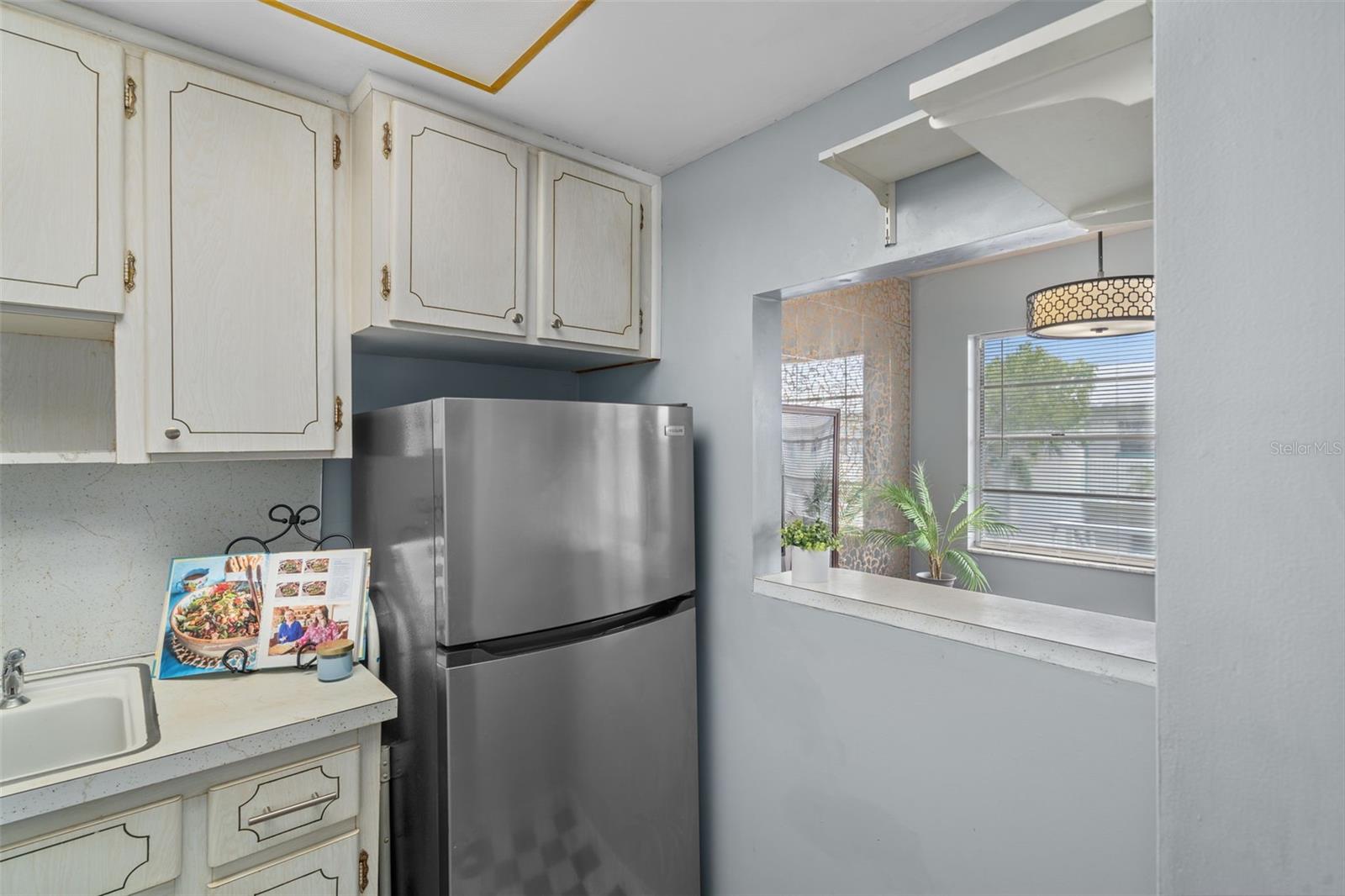 TOWN APTS CONDO - Residential