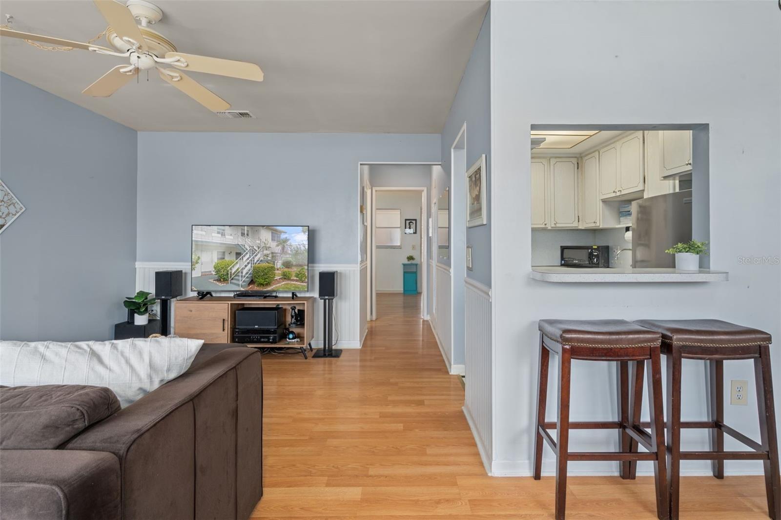 TOWN APTS CONDO - Residential