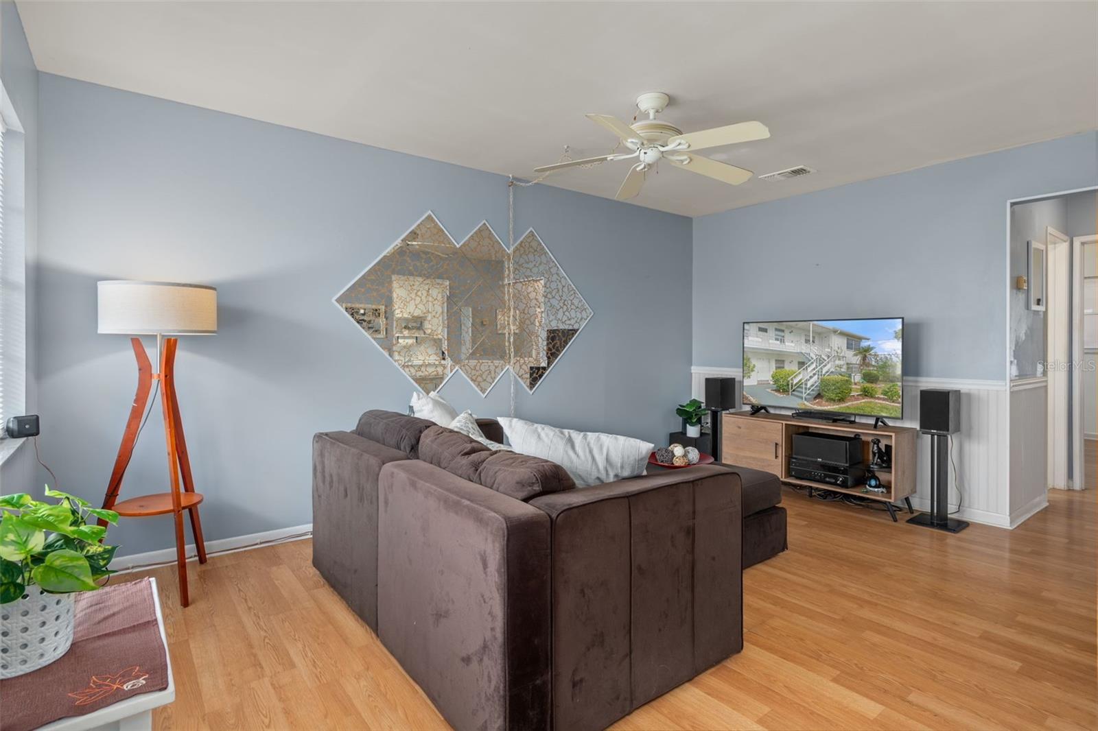 TOWN APTS CONDO - Residential