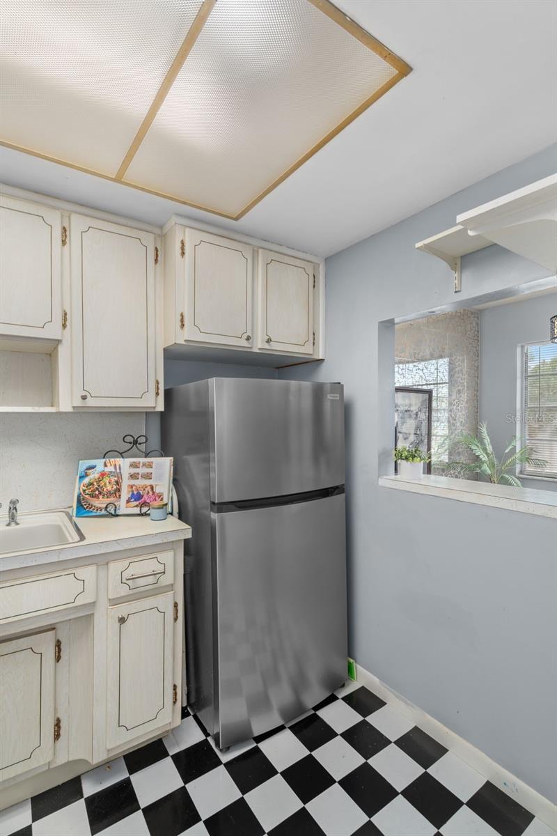 TOWN APTS CONDO - Residential