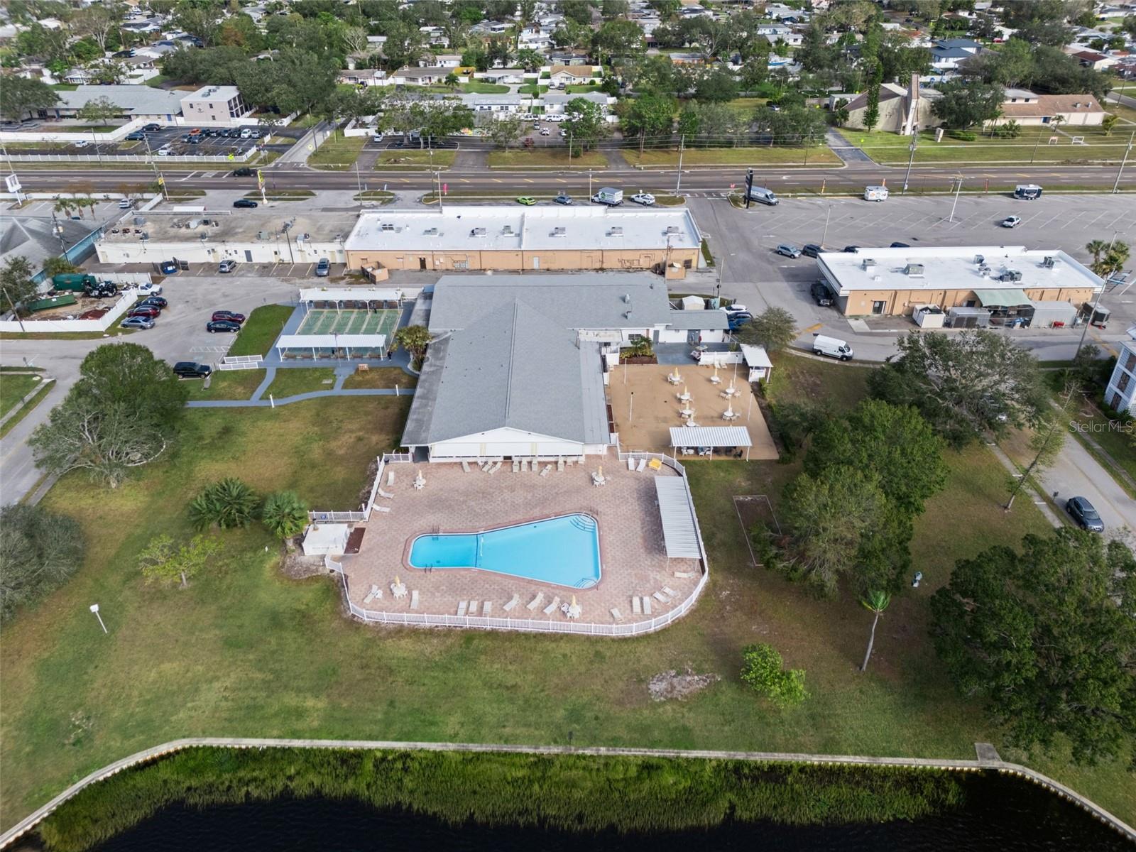 TOWN APTS CONDO - Residential