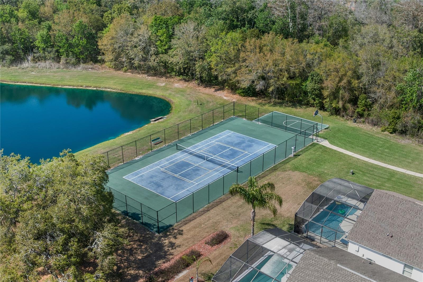 LAKE BERKLEY RESORT PH 02 - Residential