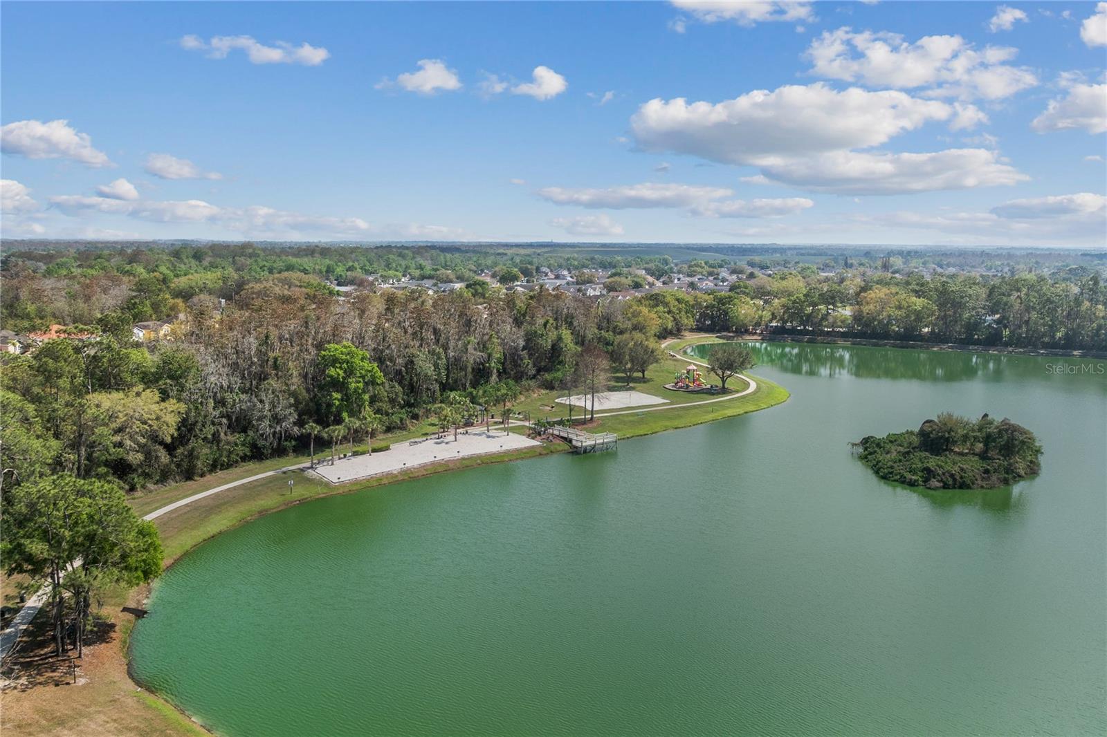 LAKE BERKLEY RESORT PH 02 - Residential