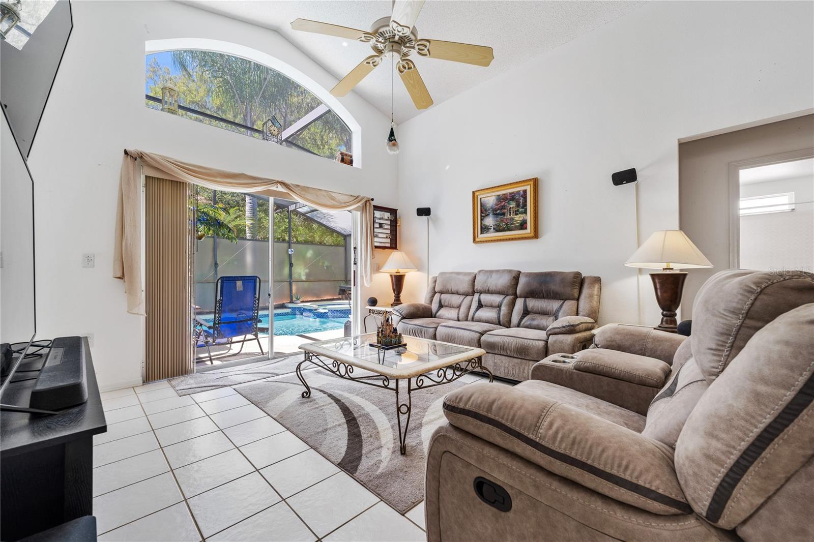 LAKE BERKLEY RESORT PH 02 - Residential