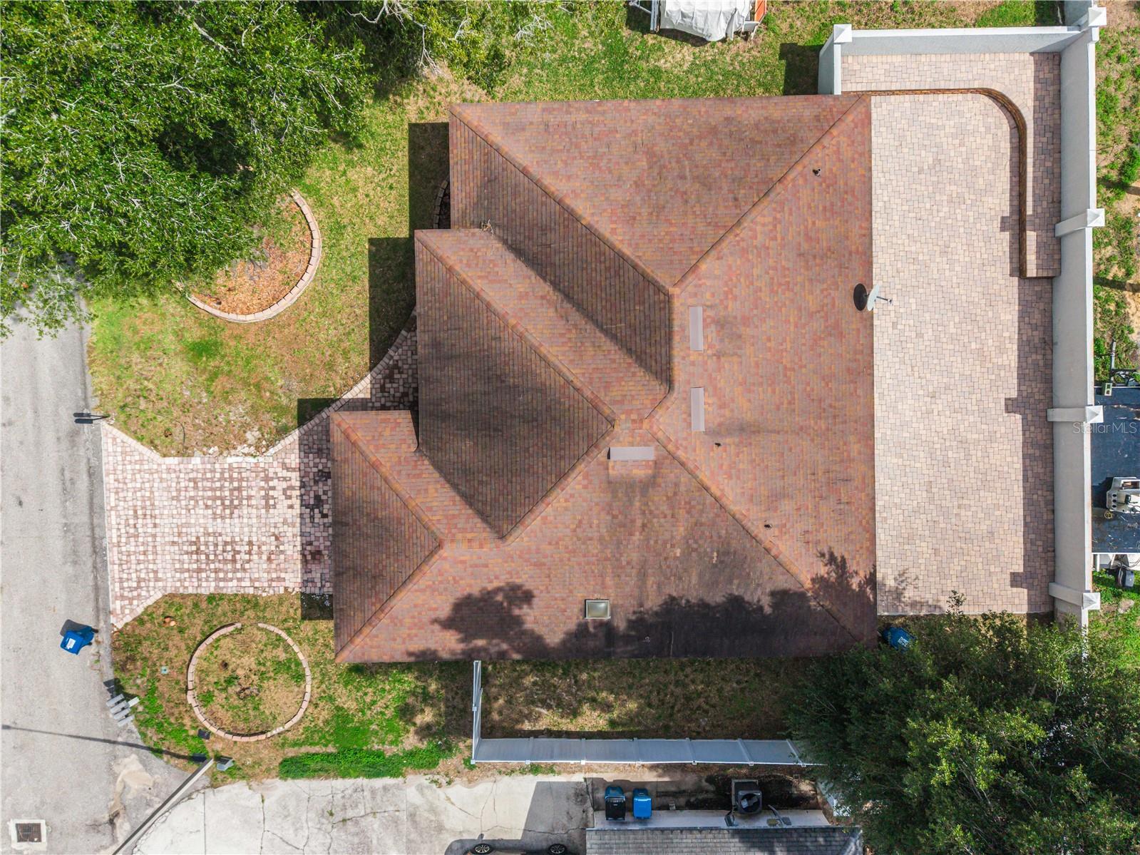 415 RENEE DRIVE