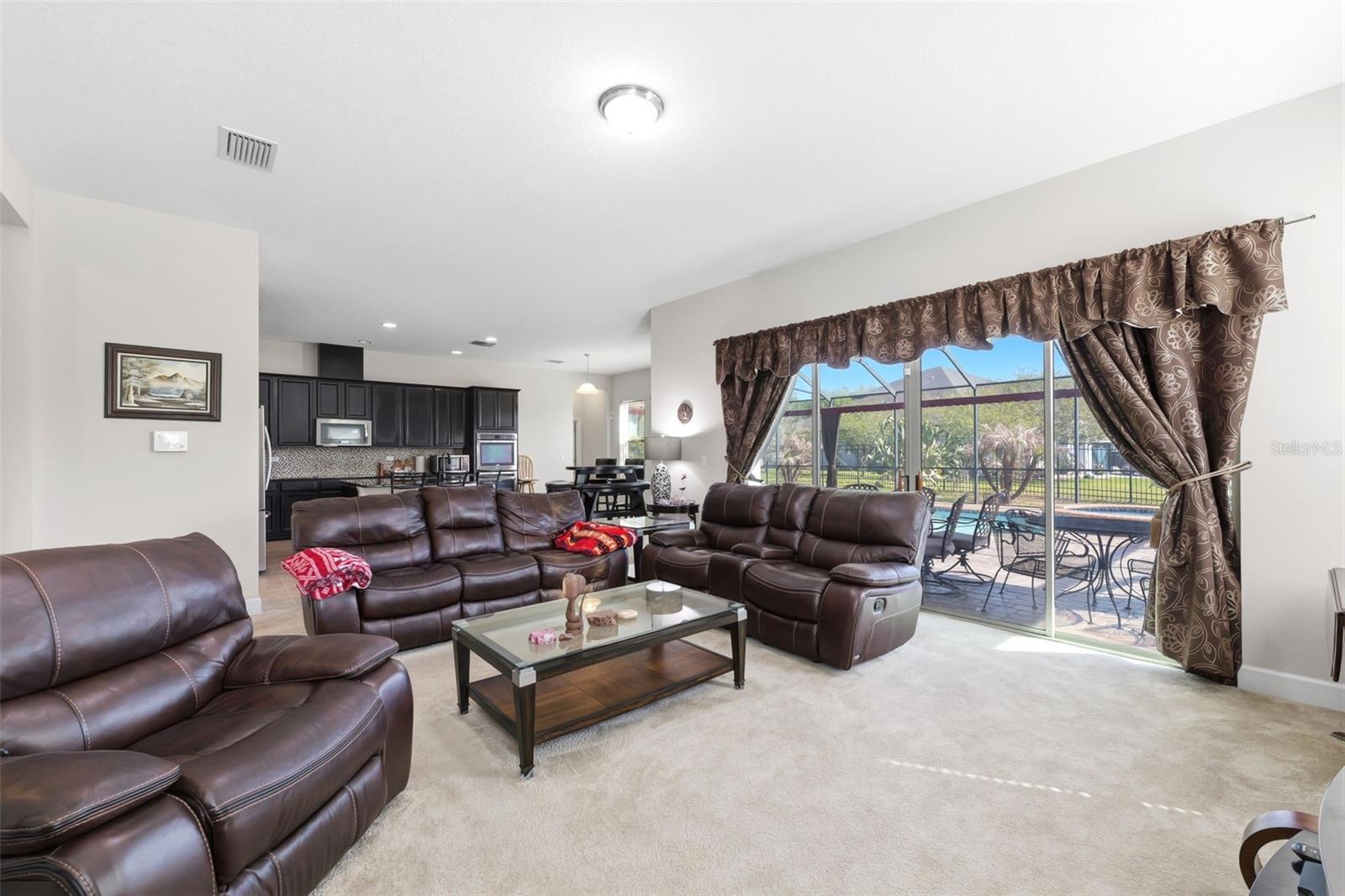 COUNTRY WALK INCREMENT E PH 02 - Residential