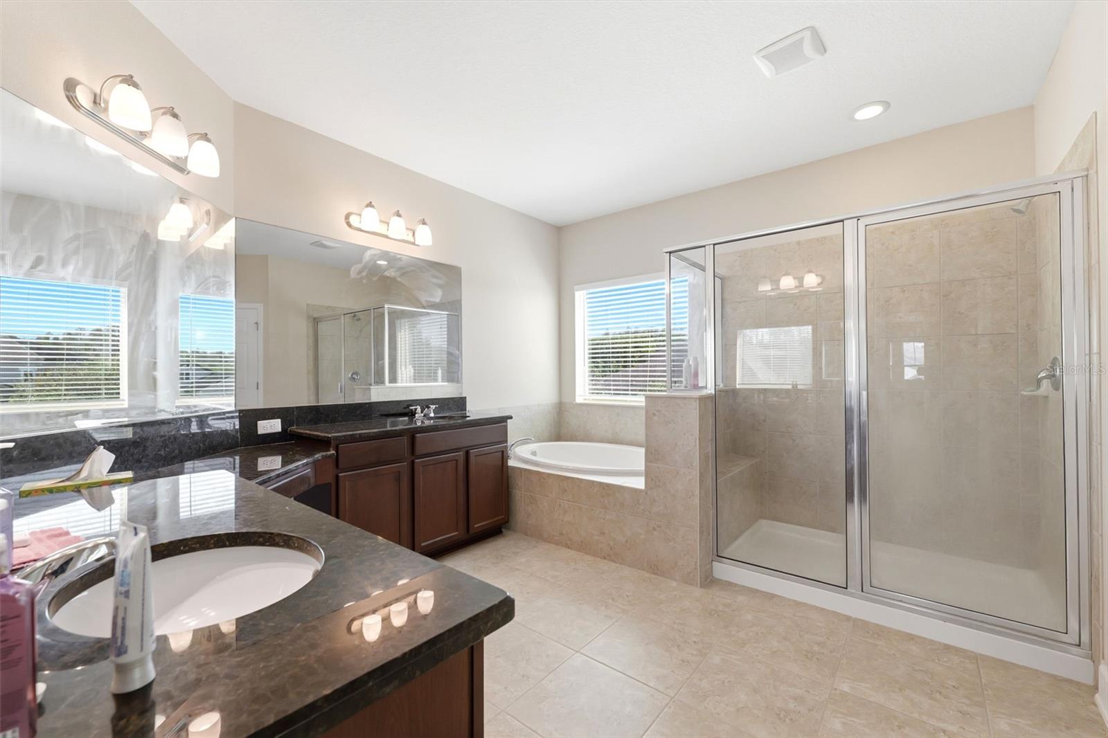 COUNTRY WALK INCREMENT E PH 02 - Residential