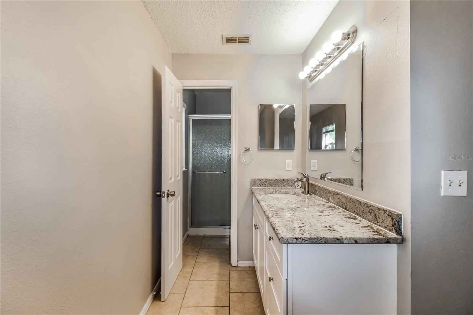 SPRING HILL - Residential Lease