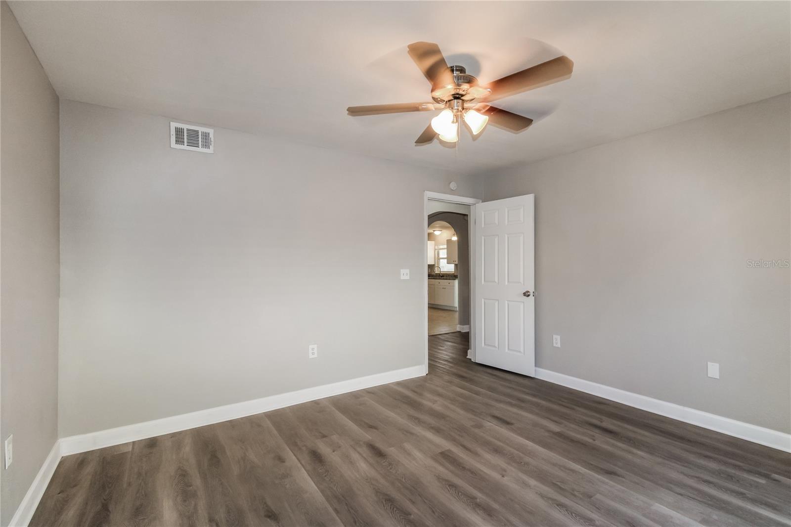 SPRING HILL - Residential Lease