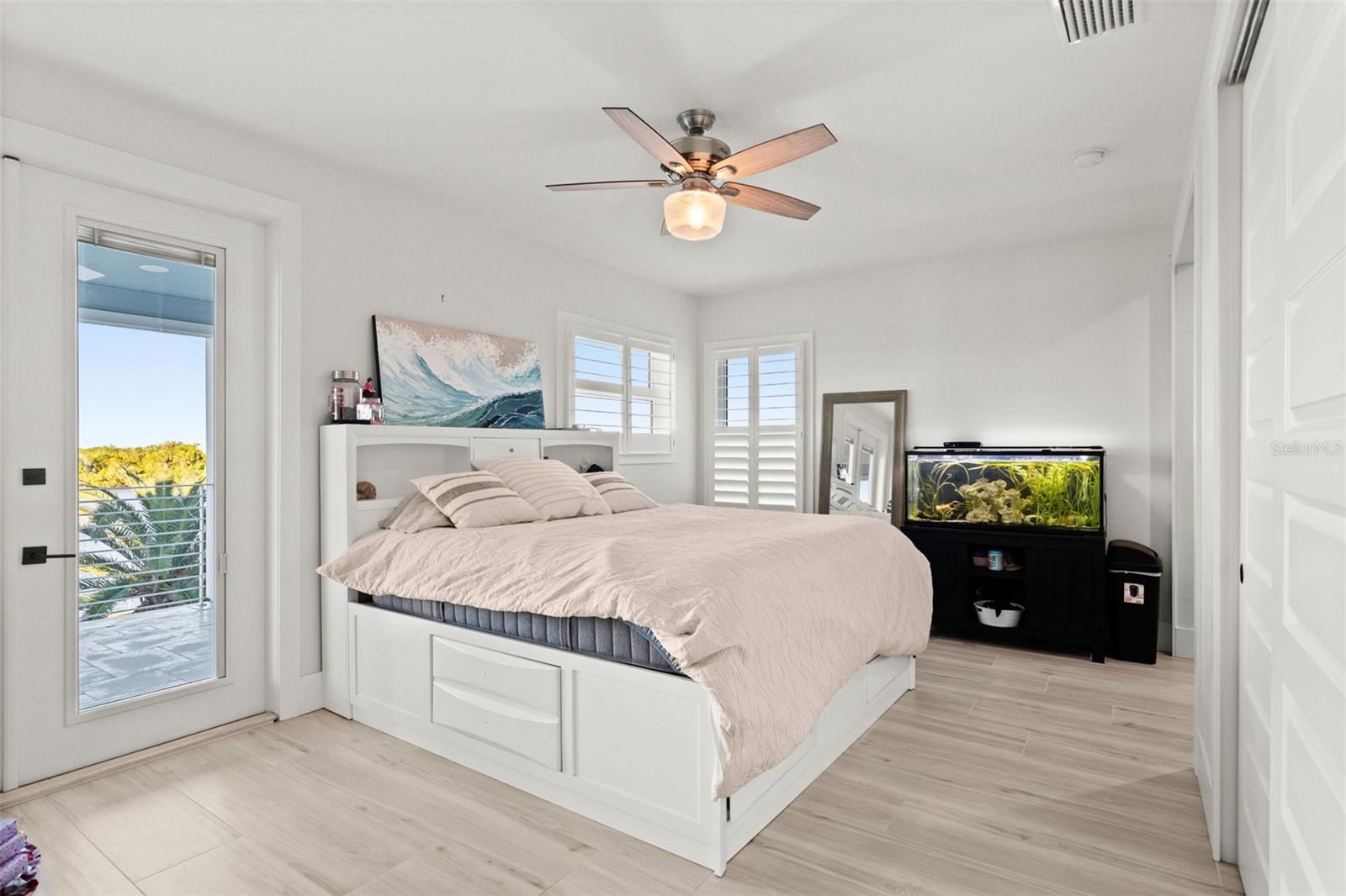 INLET SHORES - Residential