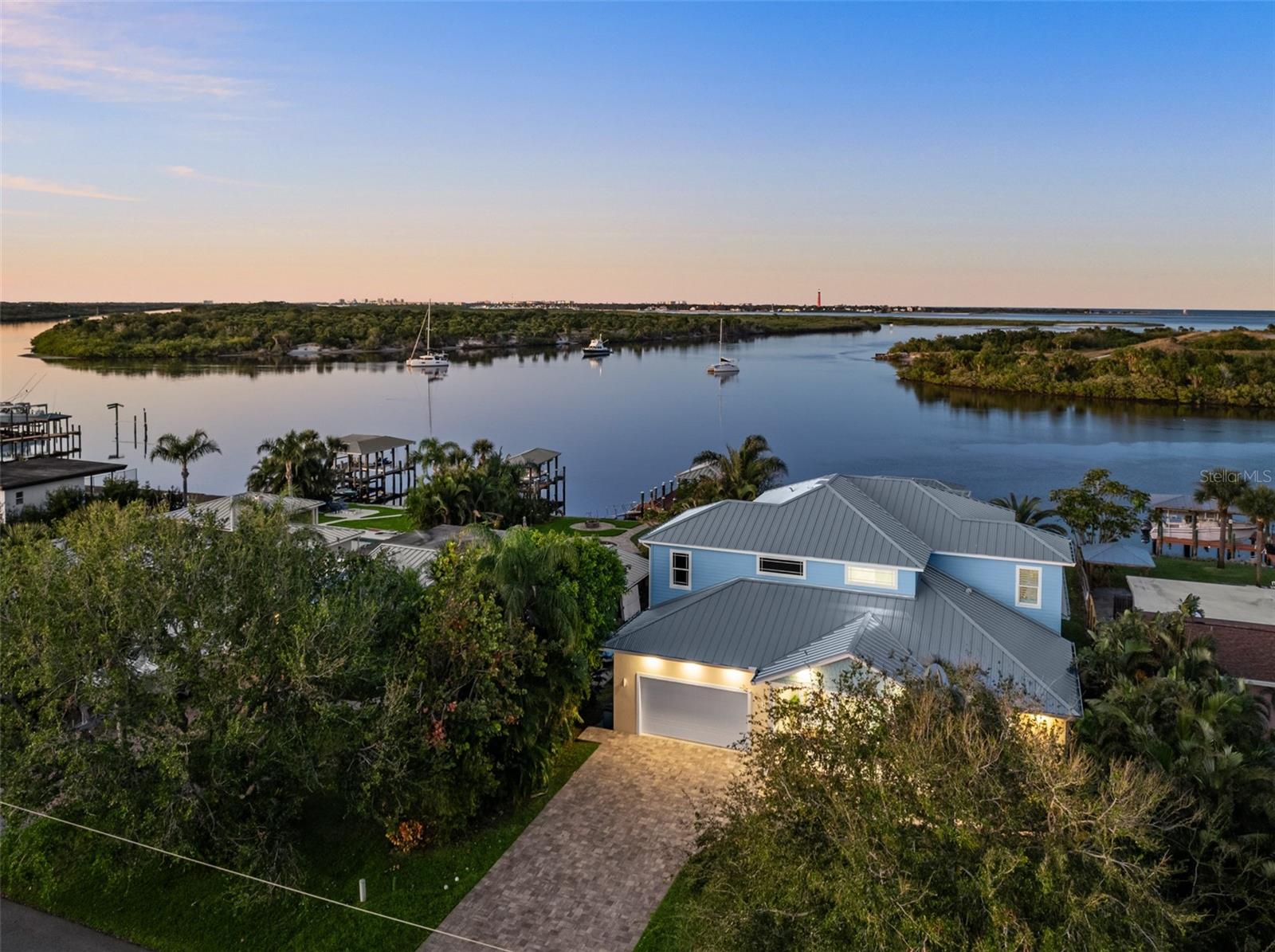 INLET SHORES - Residential