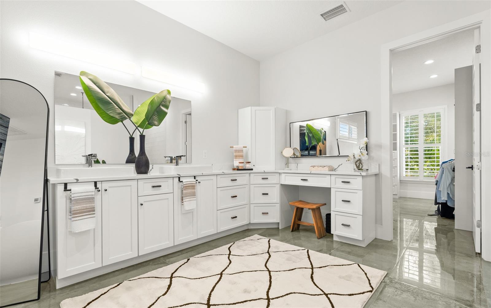 INLET SHORES - Residential