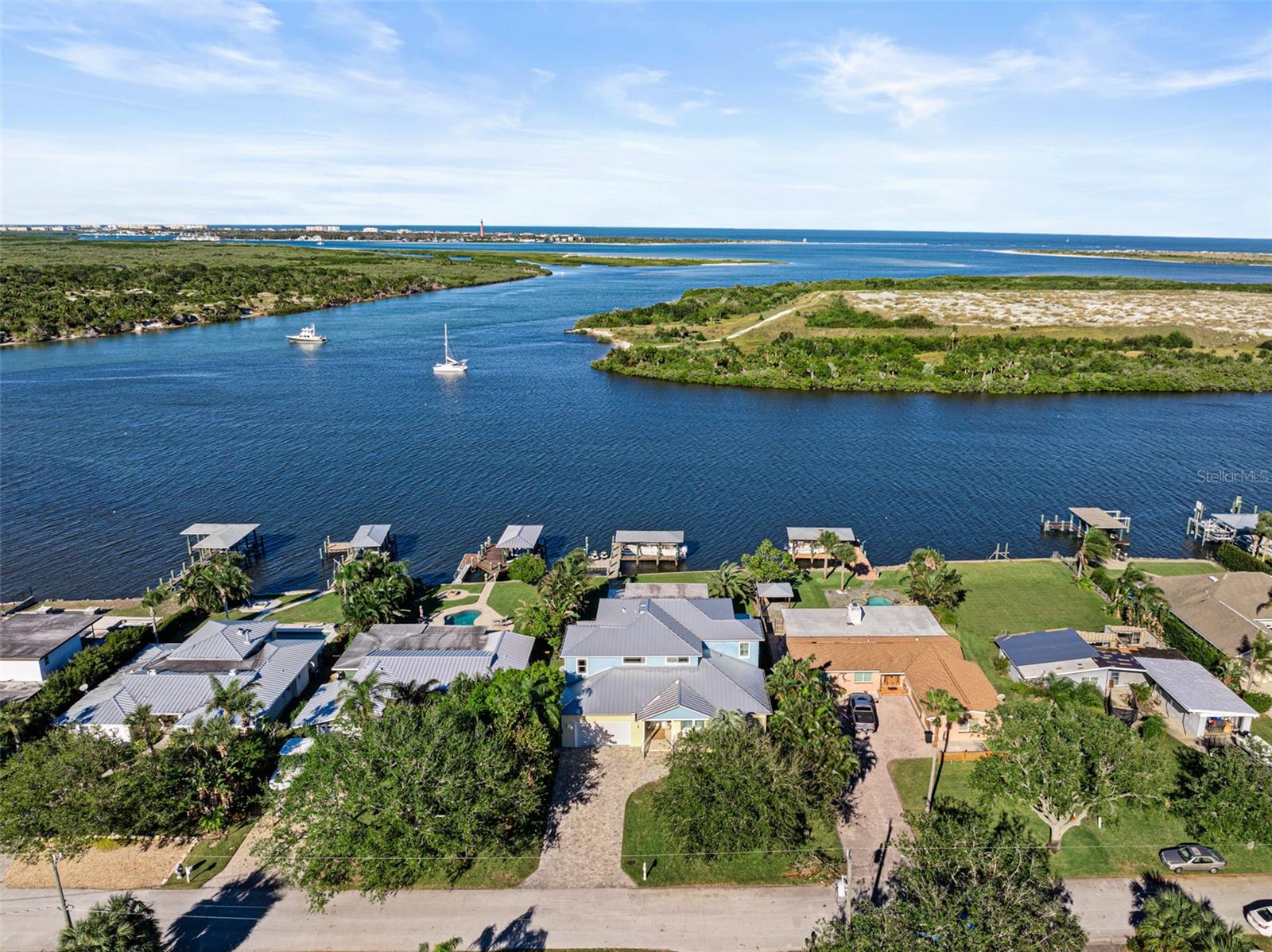 INLET SHORES - Residential