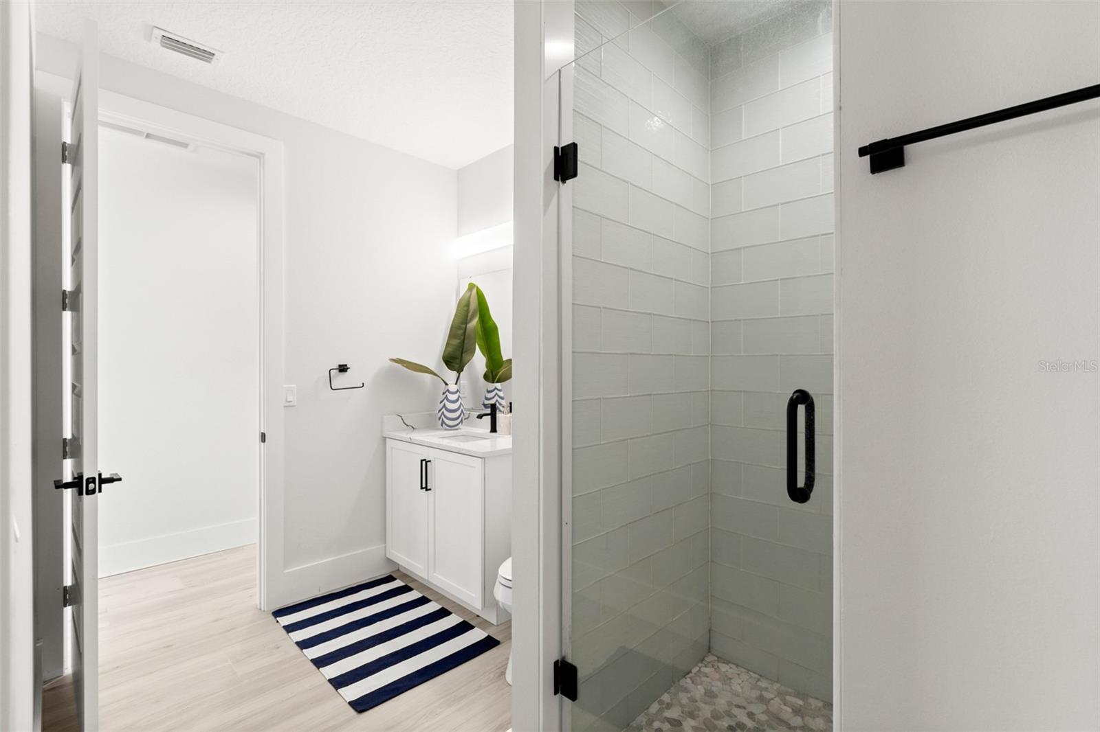 INLET SHORES - Residential