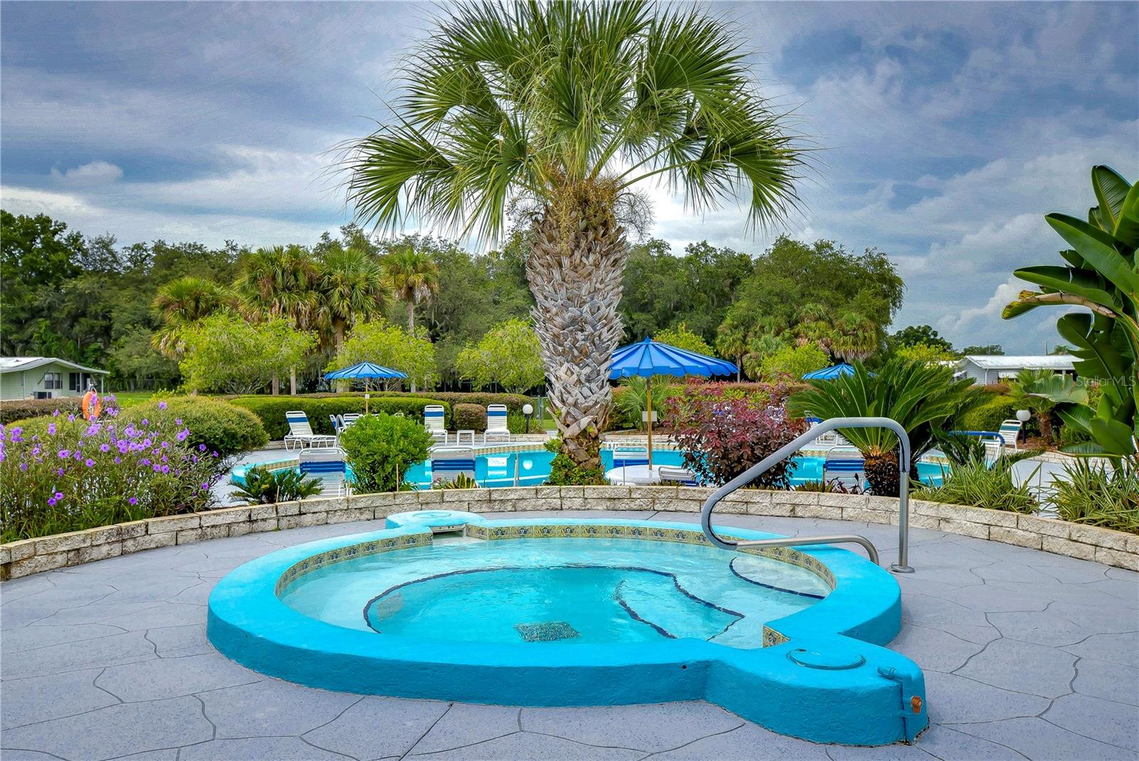 COLONY HILLS COMMUNITY - Residential