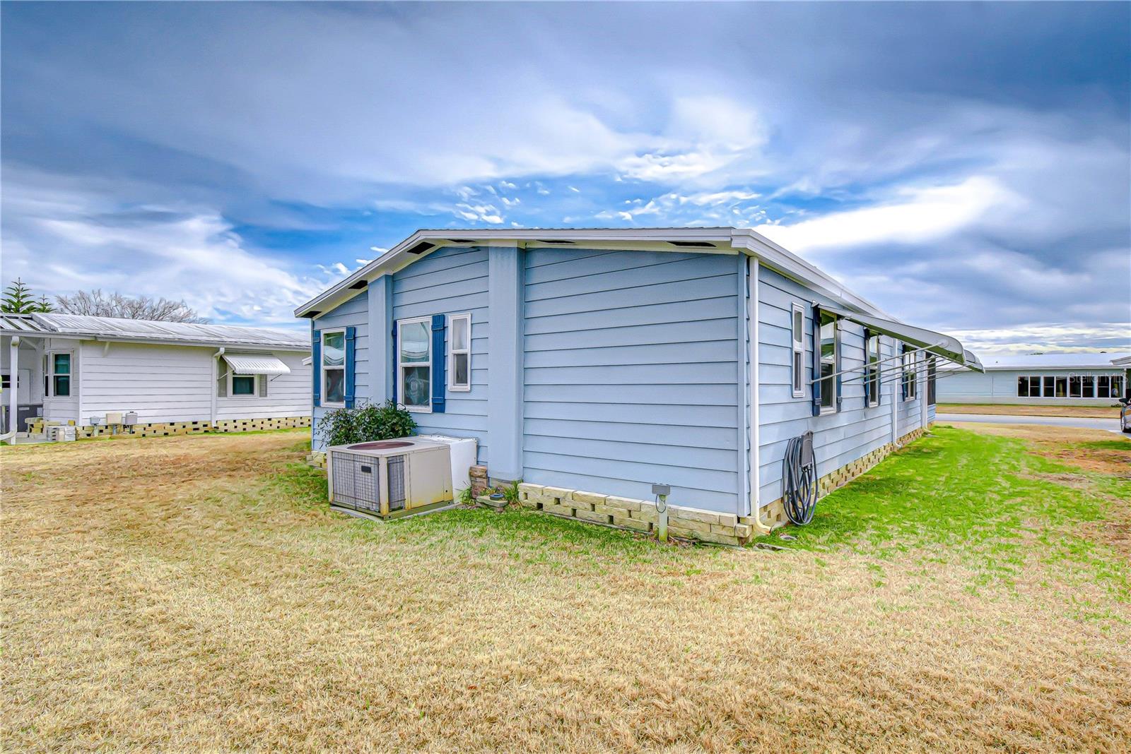 COLONY HILLS COMMUNITY - Residential