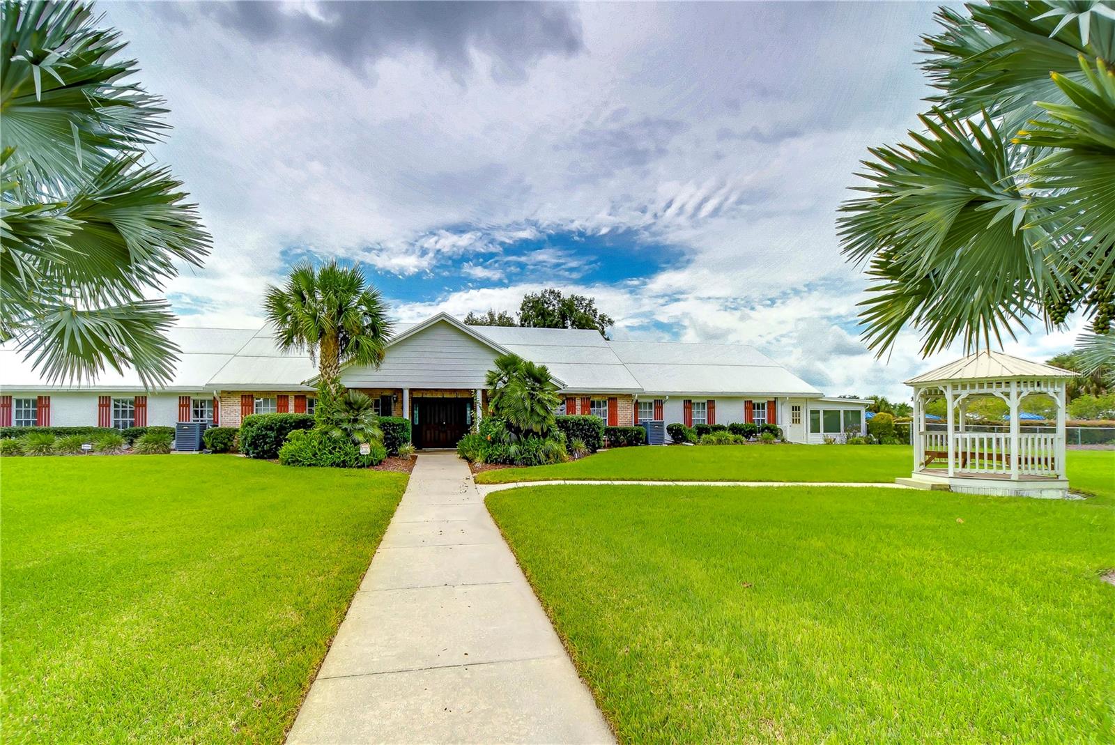 COLONY HILLS COMMUNITY - Residential