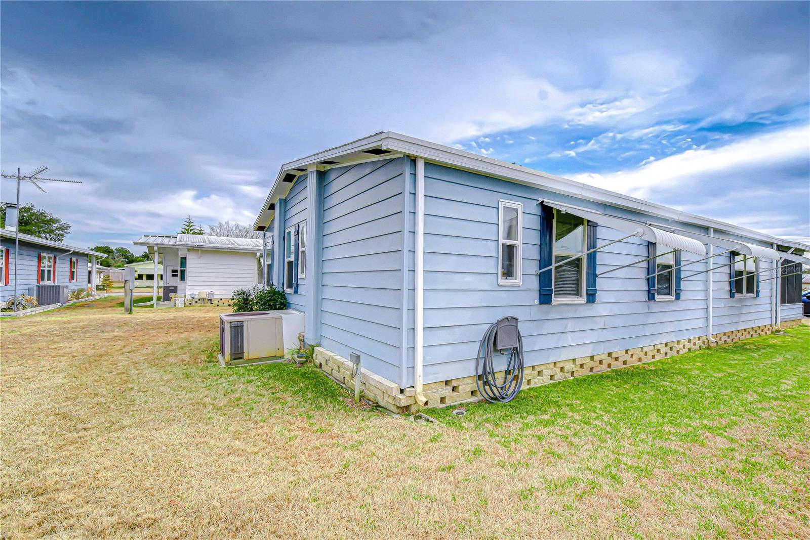 COLONY HILLS COMMUNITY - Residential