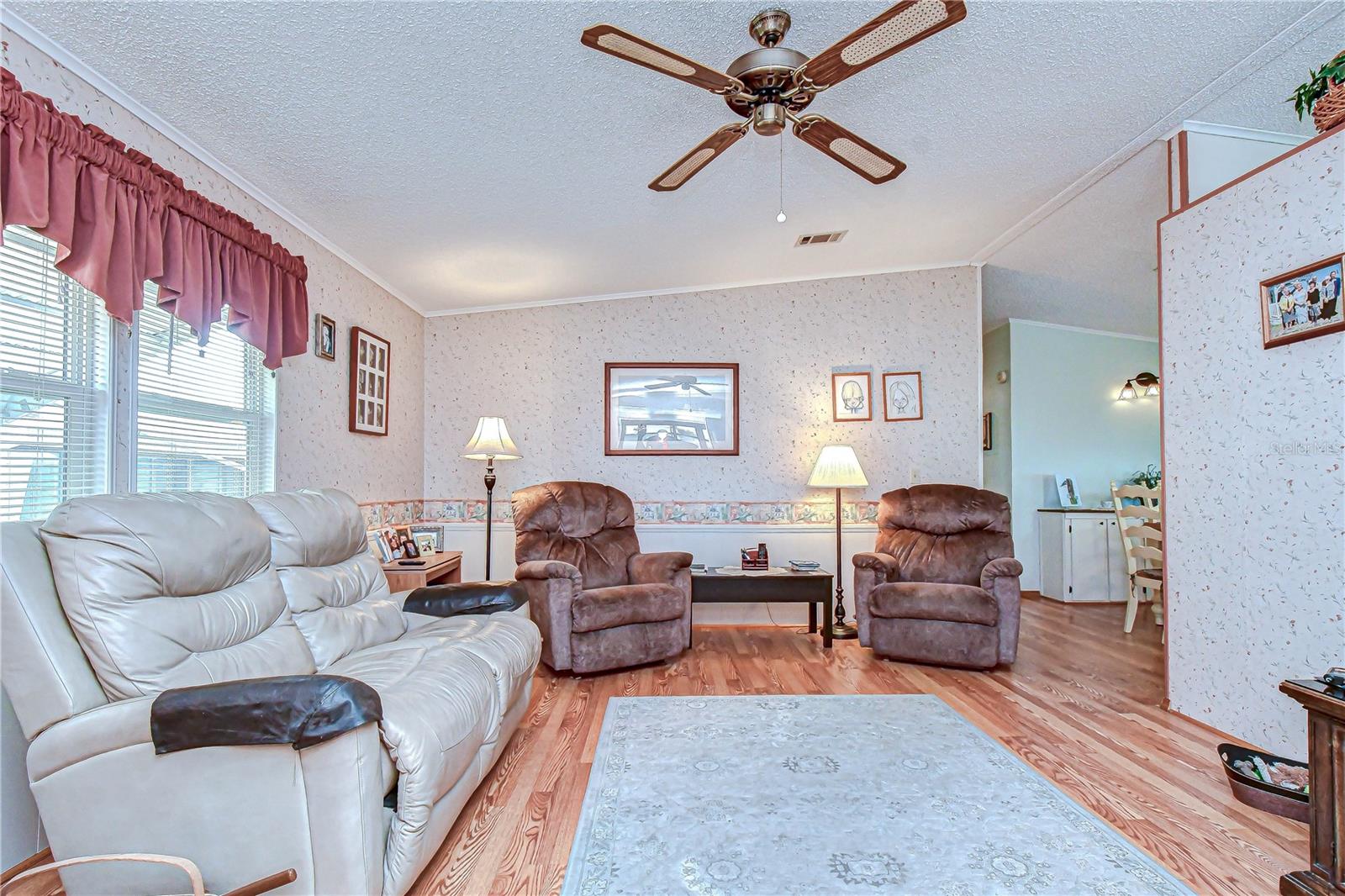 COLONY HILLS COMMUNITY - Residential