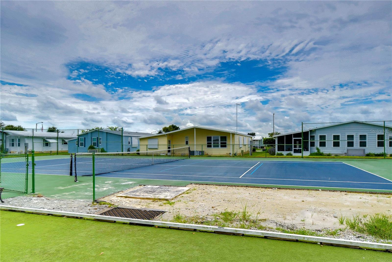 COLONY HILLS COMMUNITY - Residential