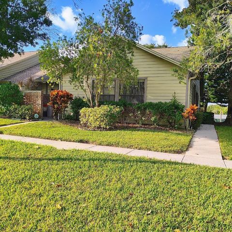 Photo of 2454 Bentley Drive, Palm Harbor, FL 34684 (MLS # TB8437714)