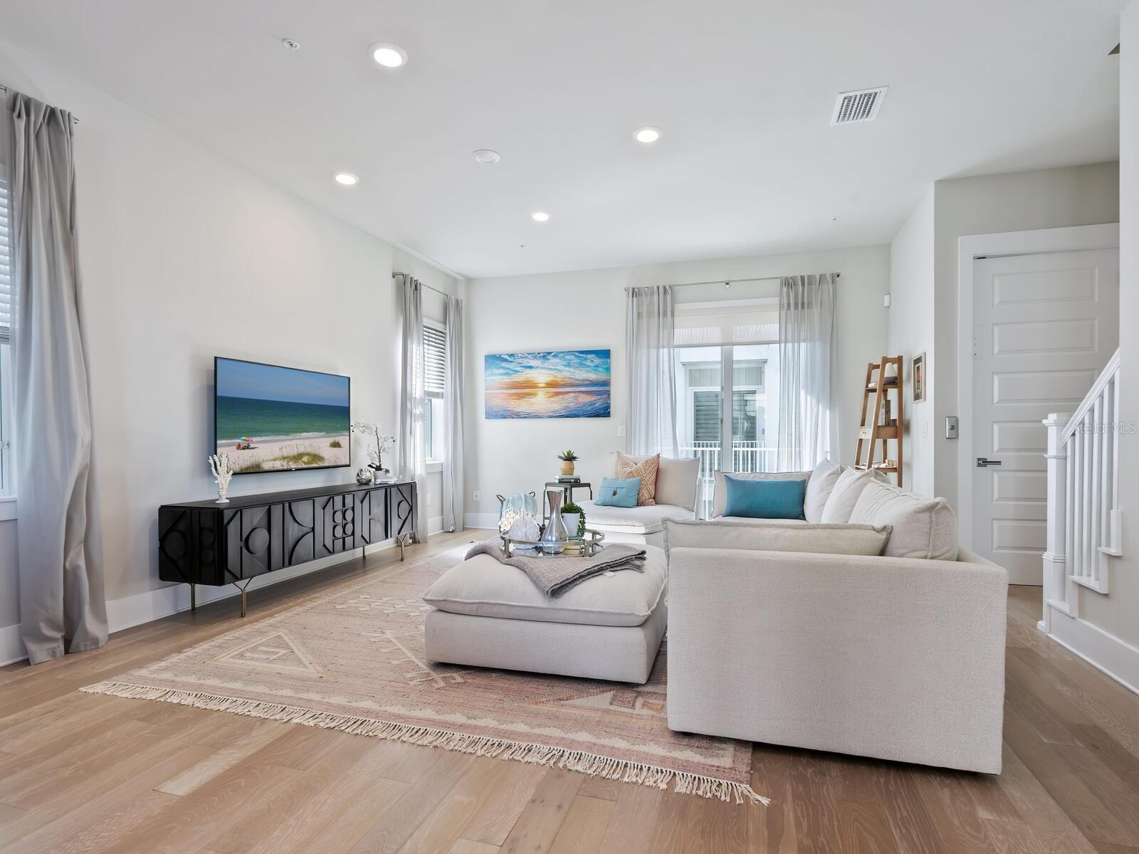 LAUREL PARK REP - Residential