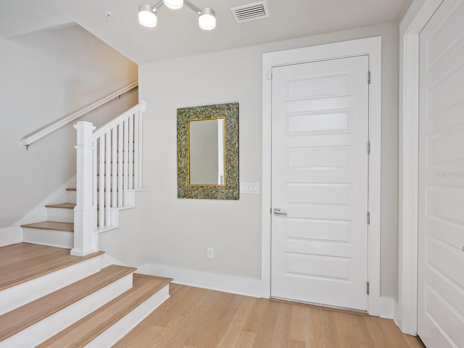 508 LAUREL PARK DRIVE