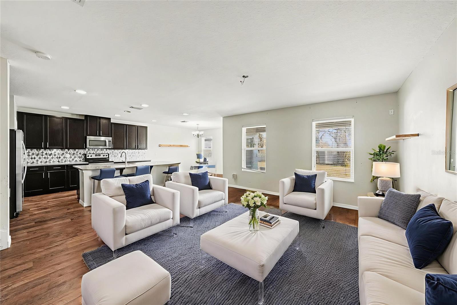 10233 NEWMINSTER LOOP