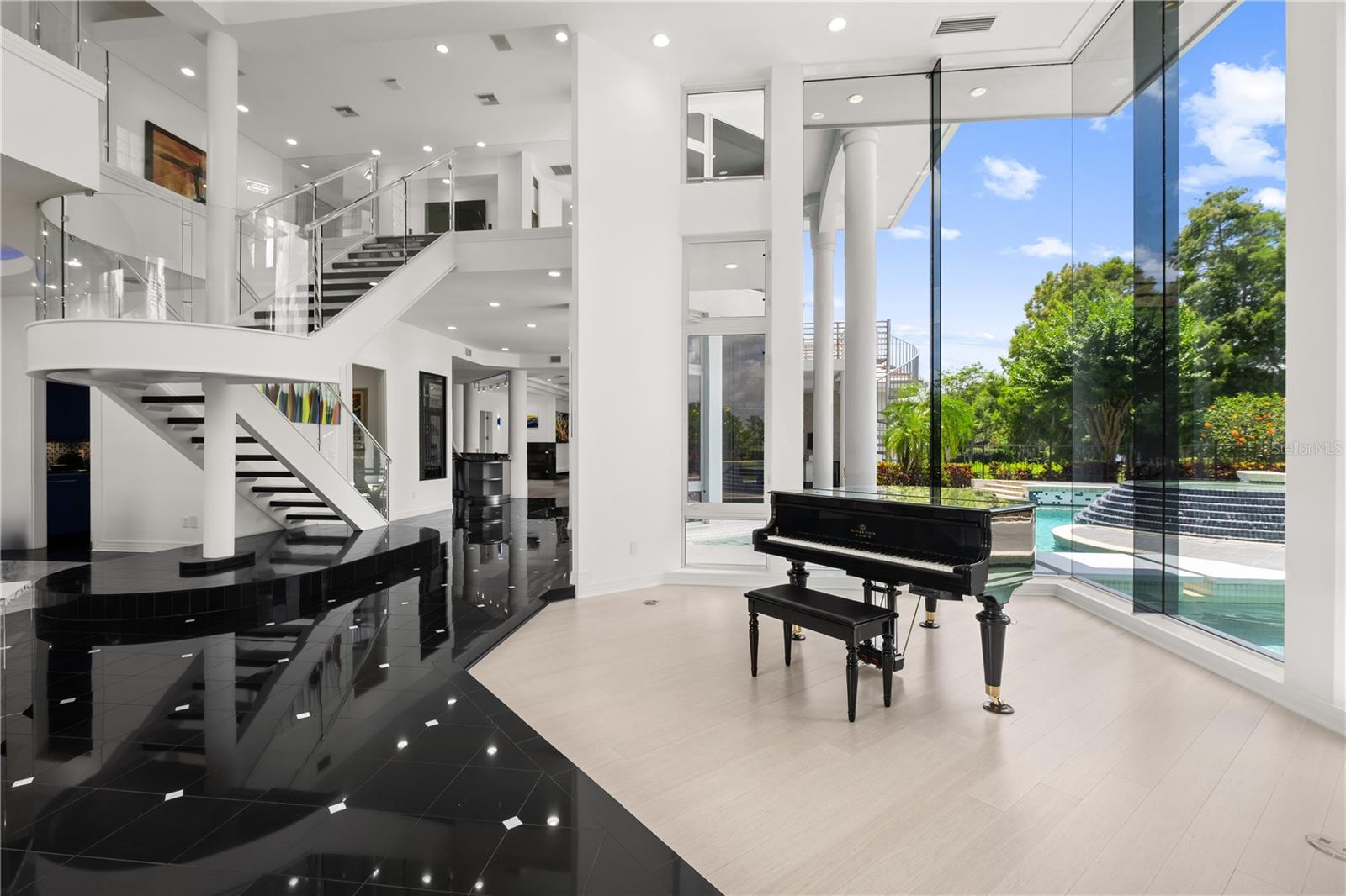 9138 GREAT HERON CIRCLE