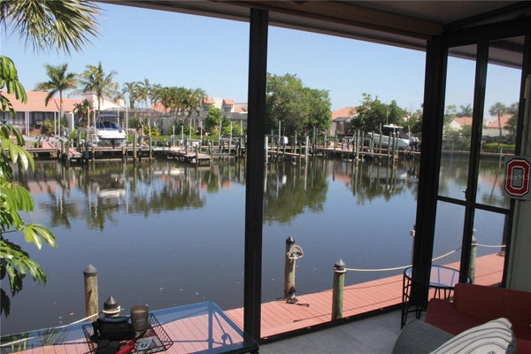 25188 MARION AVE APT 1027, PUNTA GORDA, FL 33950 - Image d0971d48c3baab0b8cf0ce4f4cd658f5/302015548