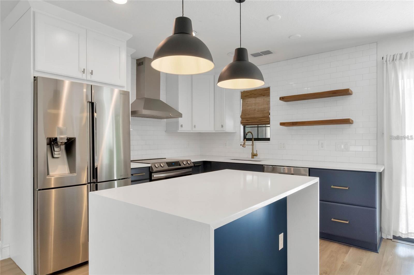 3622 DEVONSWOOD DRIVE