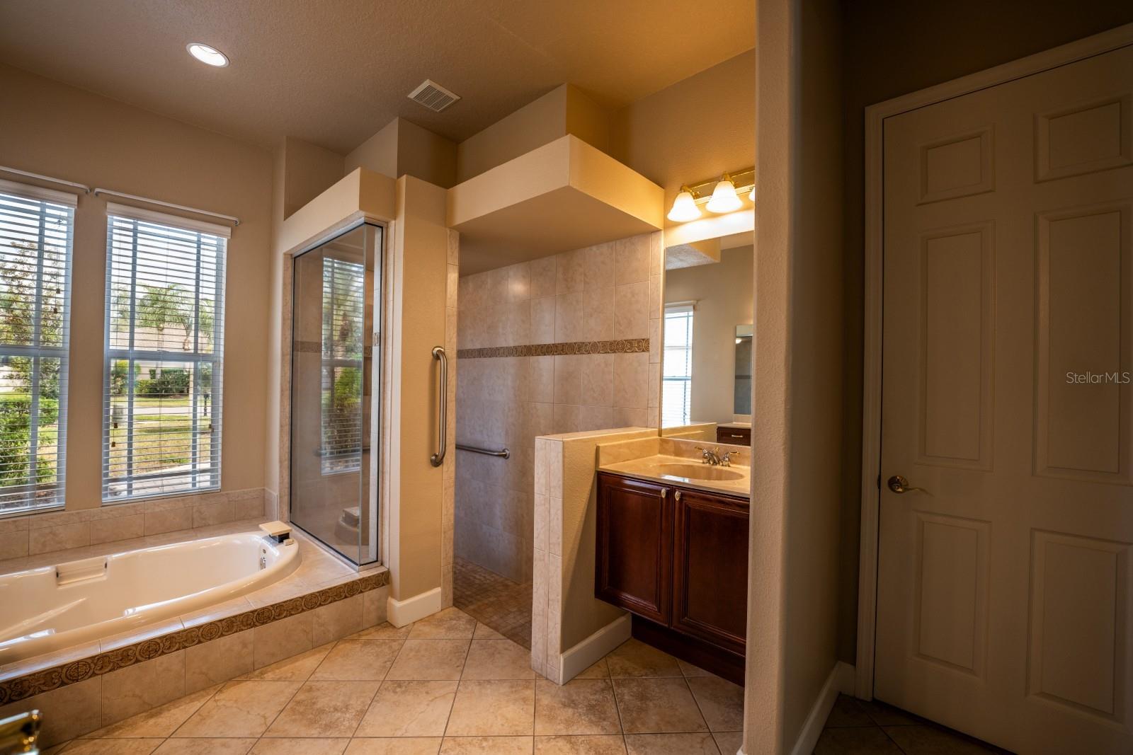 OAKSTEAD PRCL 01 - Residential Lease