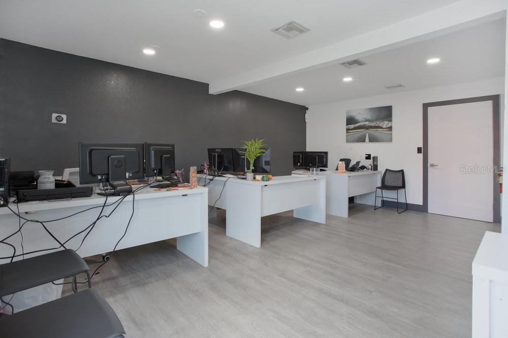 INTERURBAN PARK UNIT 1 - Commercial Sale