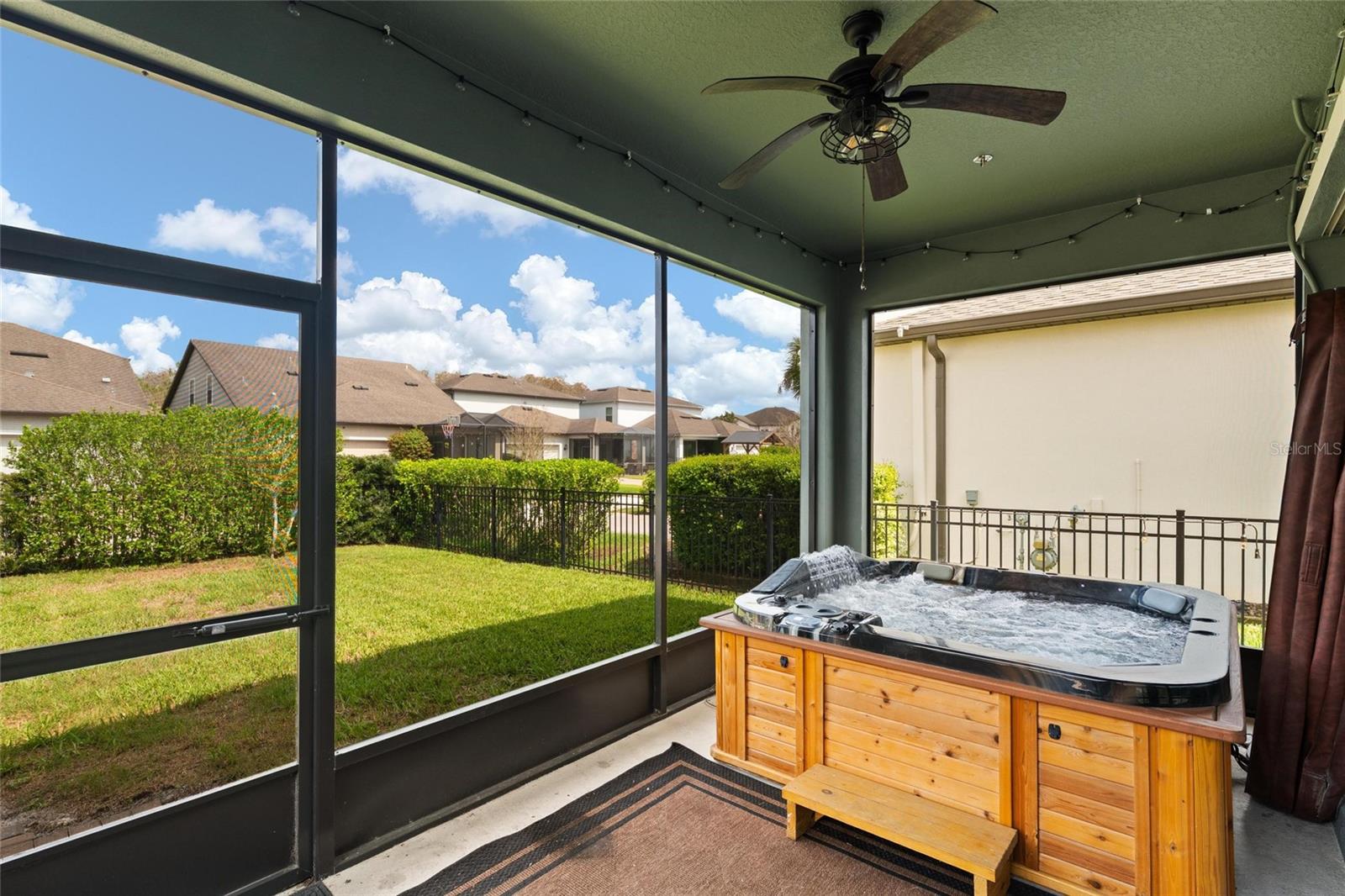 STARKEY RANCH - Residential